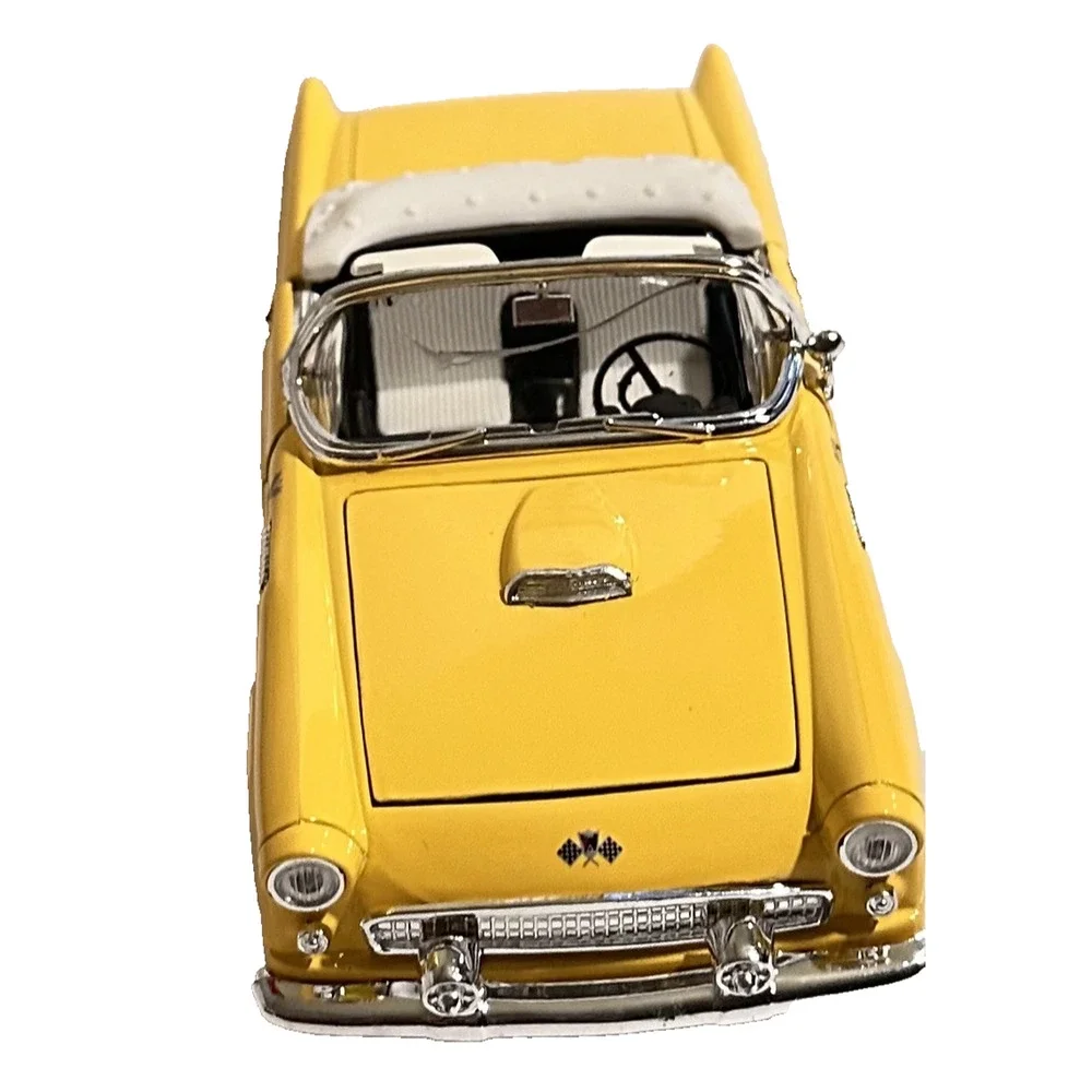 Yellow Ford Thunderbird Convertible (1955) Diecast 1/24 Scale SS7714 New A25
